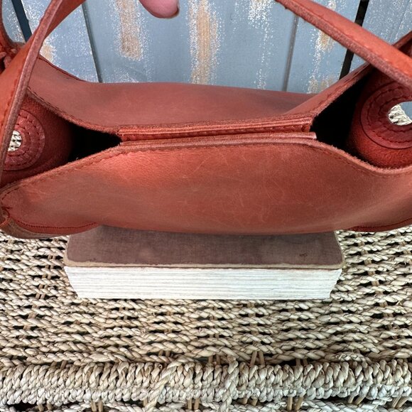 Madewell The Sydney Crossbody Bag Fresh Chili - Picture 9 of 15